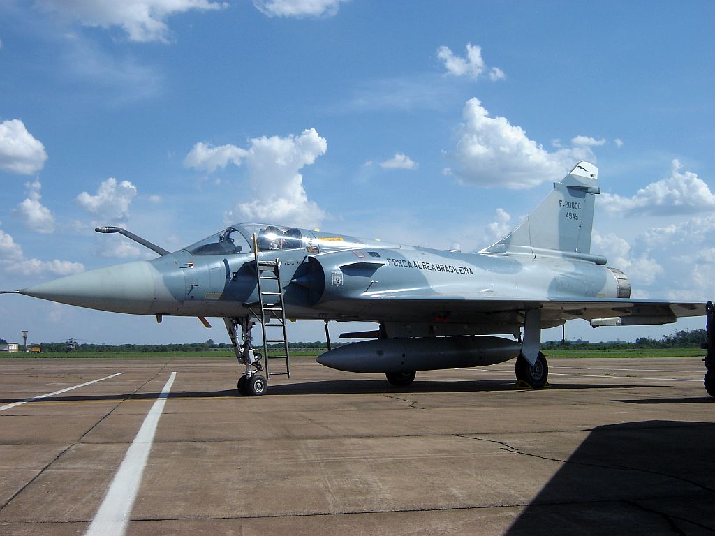 Aeroplans - Mirage 2000 de la FAB