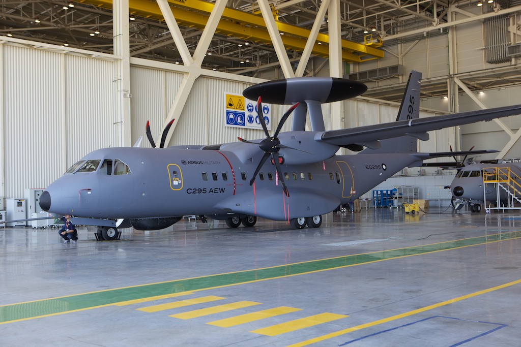 Aeroplans - C-295 AWACS Crédit Mario Garrido