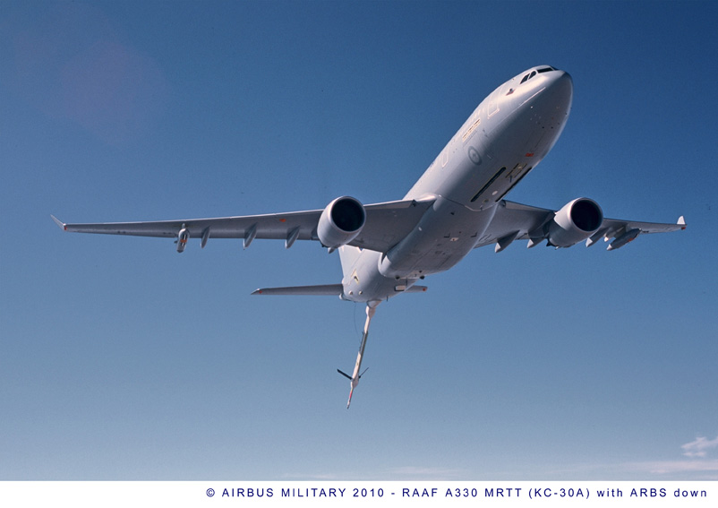 Aeroplans - RAAF A330MRTT KC-30A avec perche ARBS (Credits Airbus Military)