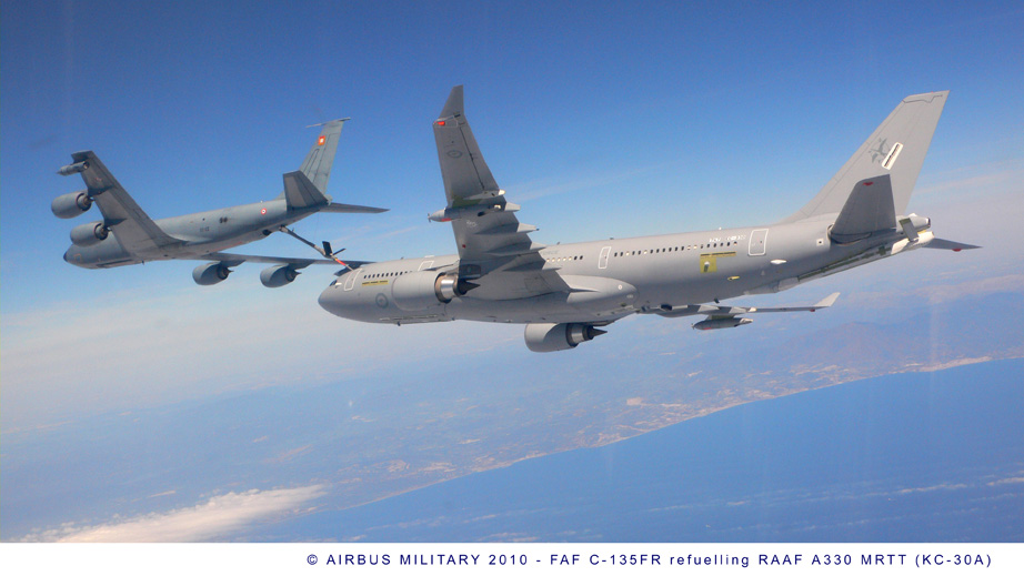 Aeroplans - A33MRTT refueling (Crédits Airbus Military)
