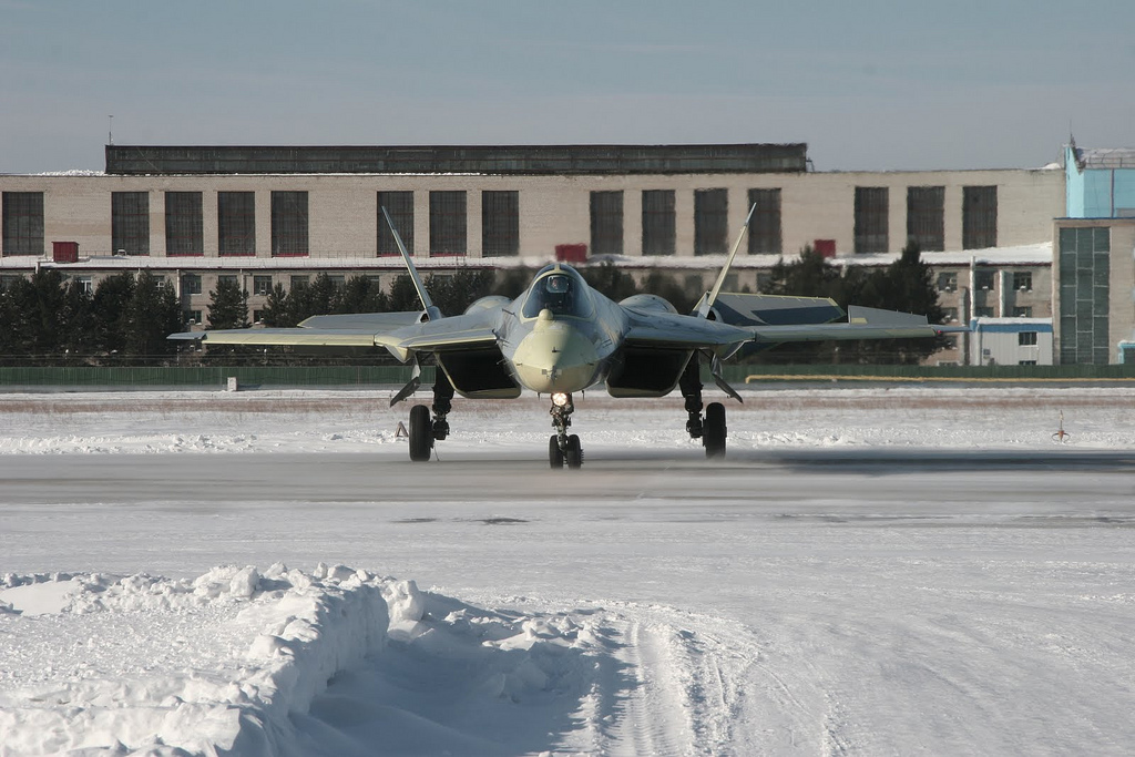 Aeroplans - Su T-50 PAK FA